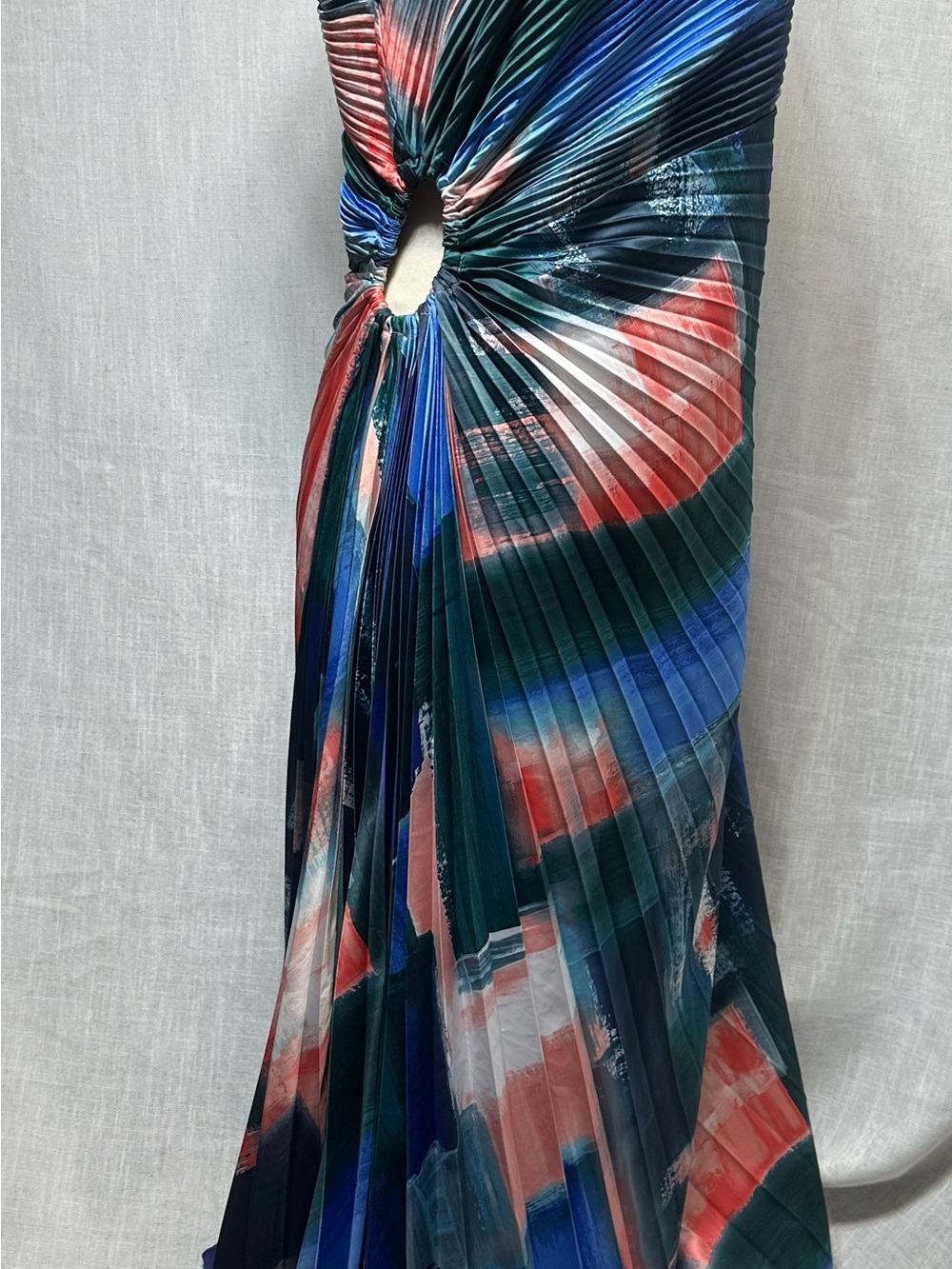 Socialite One-Shoulder Pleated Asymmetrical Maxi Dress Abstract Teal, Blue & Red - Picture 4 of 9